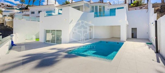 3 غرف نوم فيلا في Adeje, Spain رقم 16361 2