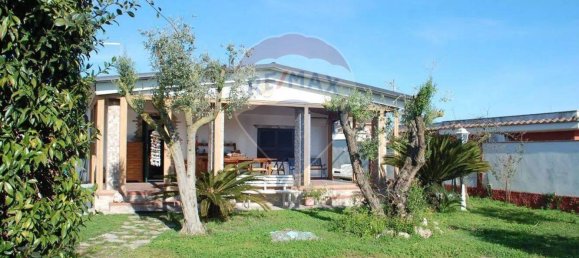 2 غرف نوم فيلا في Anzio, Italy رقم 352695 3