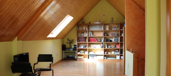 Adosado de 4 dormitorios en León, Spain No. 162227 15