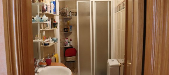 Adosado de 4 dormitorios en León, Spain No. 162227 7