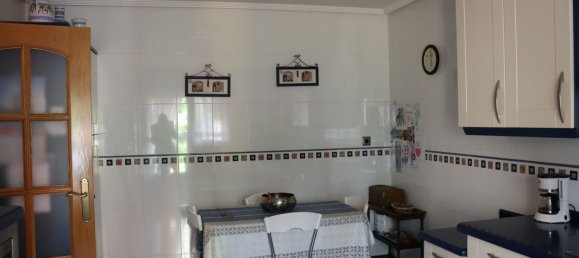 Adosado de 4 dormitorios en León, Spain No. 162227 5