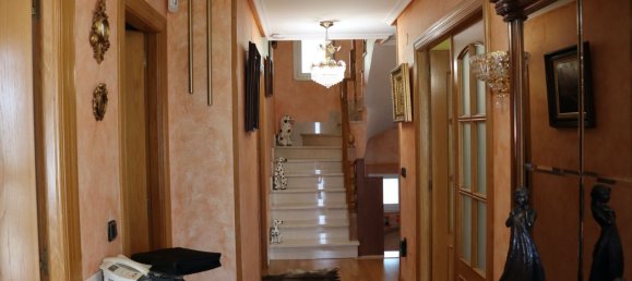 Adosado de 4 dormitorios en León, Spain No. 162227 6