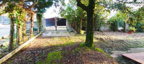 4 bedrooms Villa in Cervaro, Italy No. 206819 5