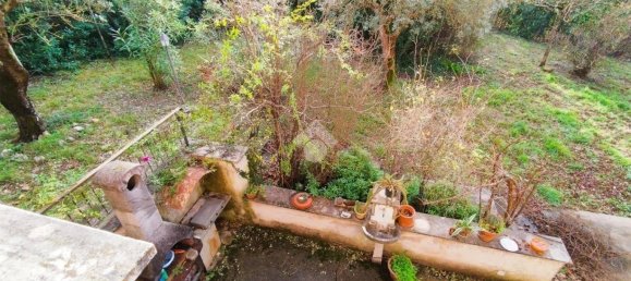 4 bedrooms Villa in Cervaro, Italy No. 206819 13