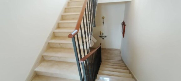 4 bedrooms Villa in Cervaro, Italy No. 206819 16