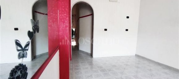 Коммерческая недвижимость 35м² в Бриндизи, Италия № 347263 4