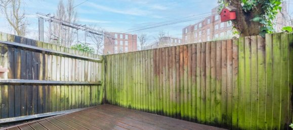 2 bedrooms House in London, United Kingdom No. 12516 6