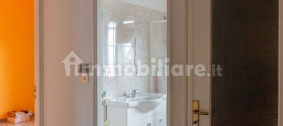 Apartamento de 2 dormitorios en San Mauro Torinese, Italy No. 345595 24