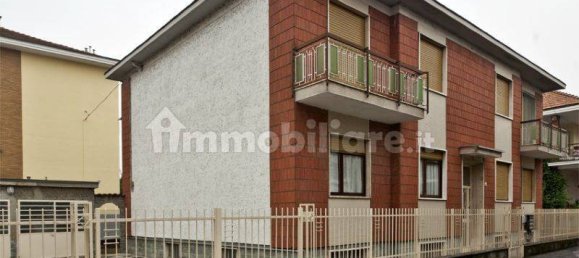 Apartamento de 2 dormitorios en San Mauro Torinese, Italy No. 345595 40