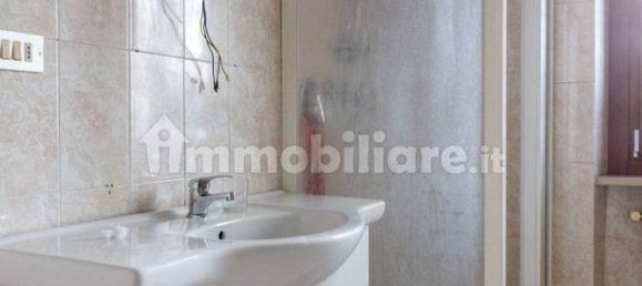 Apartamento de 2 dormitorios en San Mauro Torinese, Italy No. 345595 25