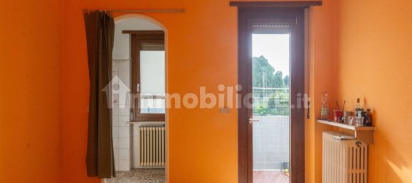 Apartamento de 2 dormitorios en San Mauro Torinese, Italy No. 345595 2