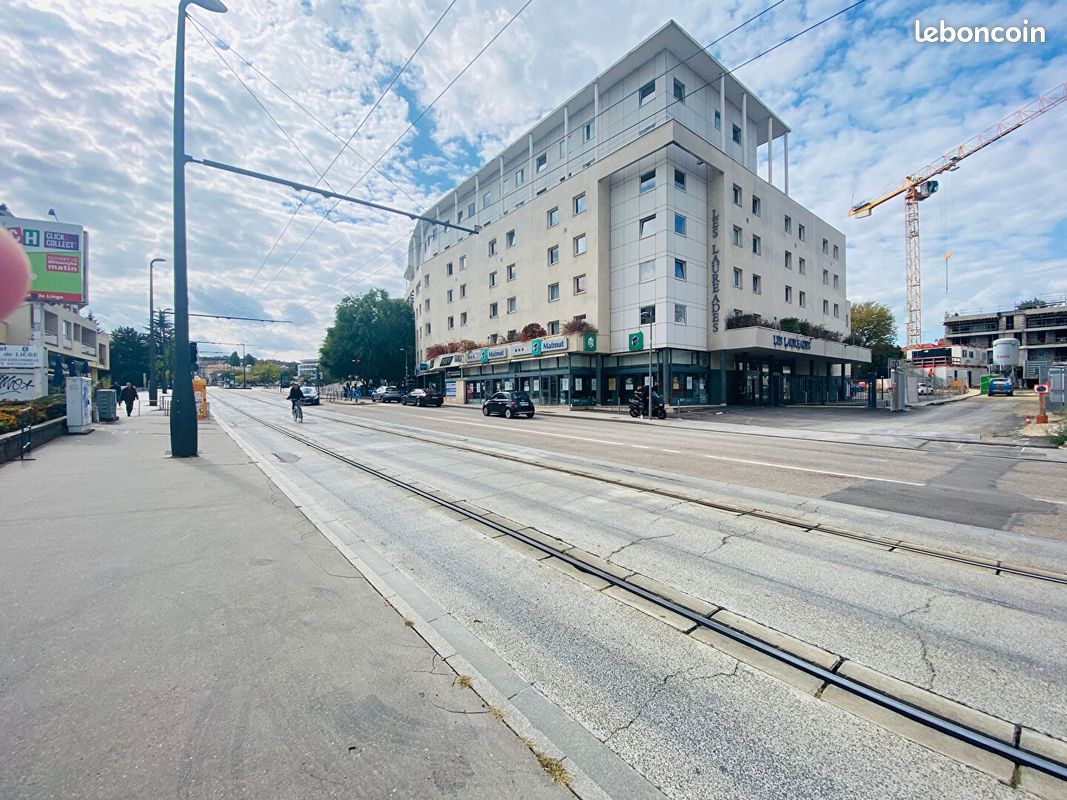 Apartamento de 2 dormitorios en Nancy, France No. 93761