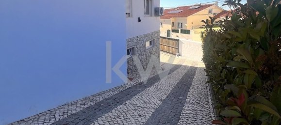 4 bedrooms House in Palmela, Portugal No. 144714 26