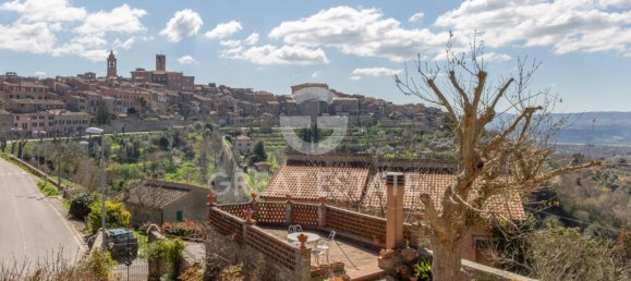 5 bedrooms Villa in Città della Pieve, Italy No. 49302 37