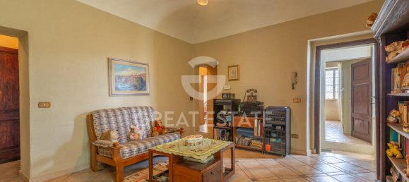 5 bedrooms Villa in Città della Pieve, Italy No. 49302 21