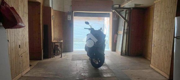 2-salle Garage à Velletri, Italy No. 162299 14