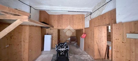 2-salle Garage à Velletri, Italy No. 162299 12