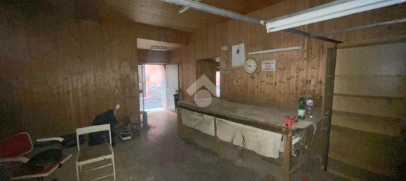 2-salle Garage à Velletri, Italy No. 162299 10