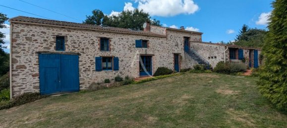 5 bedrooms House in La Roche-sur-Yon, France No. 286081 2