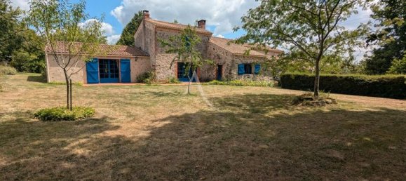 5 bedrooms House in La Roche-sur-Yon, France No. 286081 17