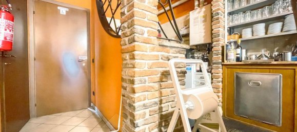 94m² Commercial property in Oleggio, Italy No. 379710 6