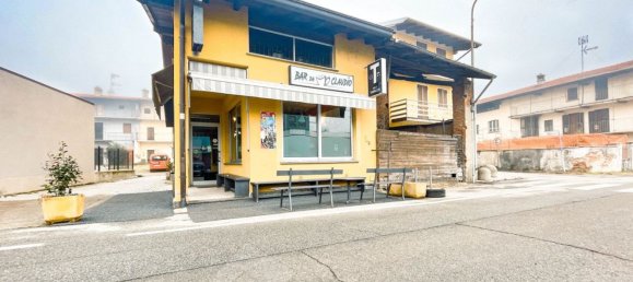 94m² Commercial property in Oleggio, Italy No. 379710 12