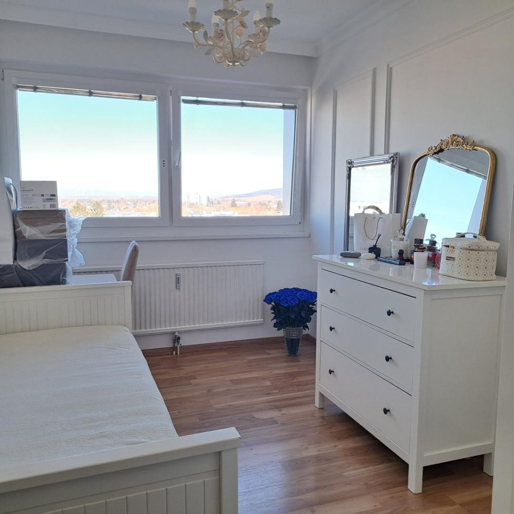 Apartamento de 4 habitaciónes en St. Polten, Austria No. 141641