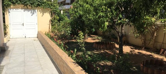 5 bedrooms Commercial property in Glyfada, Greece No. 5095 2