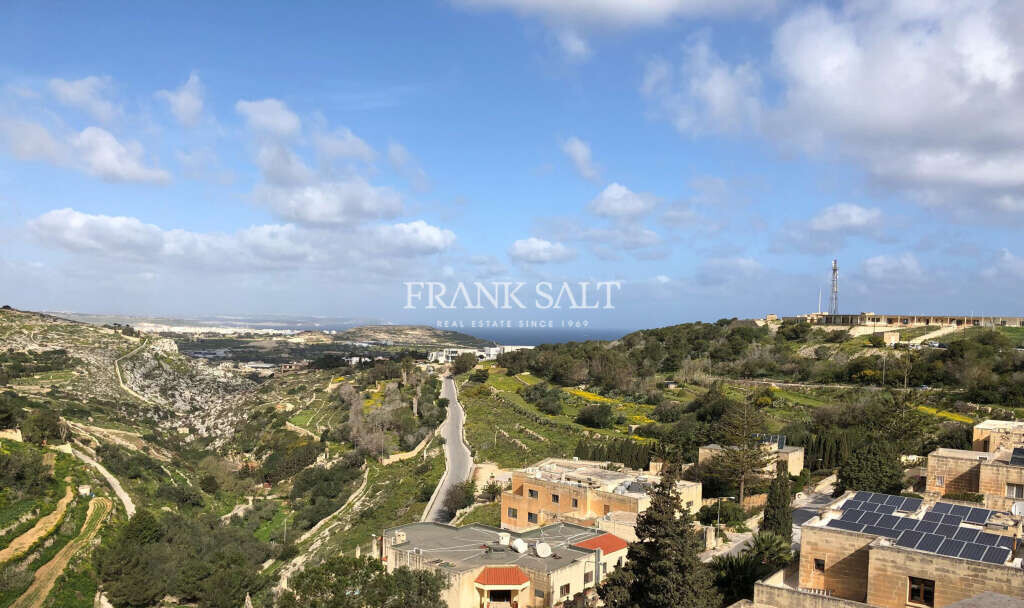 Apartamento T3 em Swieqi, Malta N.º 4127