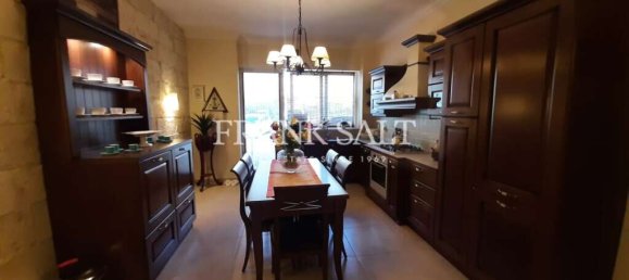 2 Schlafzimmer Maisonette-Wohnung in Marsalforn, Malta, Nr. 5865 8
