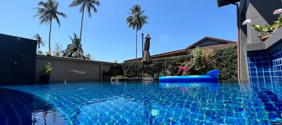 Villa de 3 dormitorios en Nuea Khlong, Thailand No. 73763 12