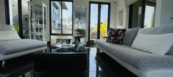 Villa de 3 dormitorios en Nuea Khlong, Thailand No. 73763 17