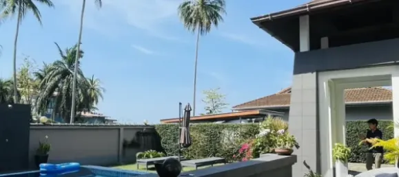 Villa de 3 dormitorios en Nuea Khlong, Thailand No. 73763 8