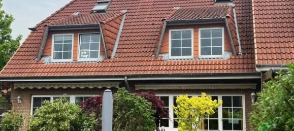 Таунхаус с 4 комнатами в Шлезвиг-Гольштейн, Германия № 76766 2