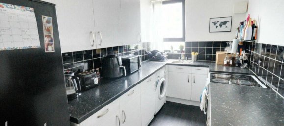 1 bedroom Apartment in Dagenham, United Kingdom No. 4827 3