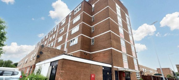 1 bedroom Apartment in Dagenham, United Kingdom No. 4827 9