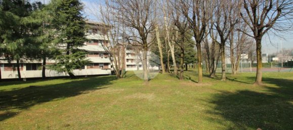 3 bedrooms Apartment in Rho, Italy No. 74900 38