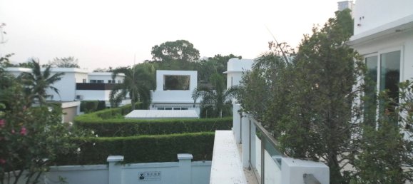 4 bedrooms Cafe / restaurant in Pattaya, Thailand No. 4095 18