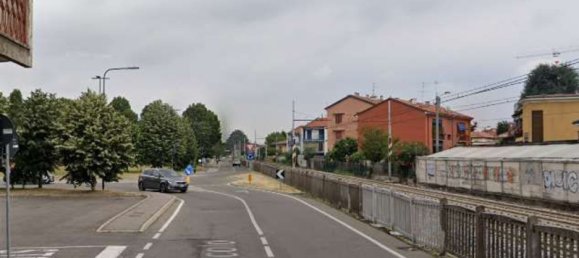 5 rooms Apartment in Pioltello, Italy No. 303745 12