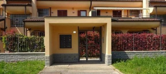 3 rooms Duplex in Bollate, Italy No. 59908 20