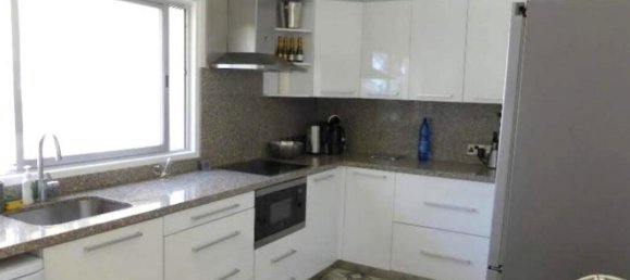 3 bedrooms Apartment in Limassol, Cyprus No. 2504 4