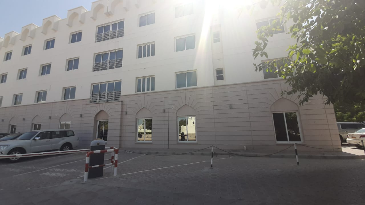 Apartamento de 3 dormitorios en Muscat, Oman No. 1346