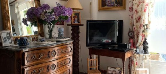 3 bedrooms House in Marsilly, France No. 335445 6