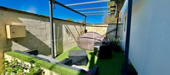 1 غرف نوم شقة في Val-d'Oise, France رقم 301731 2