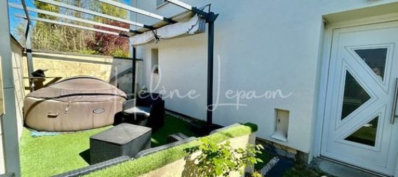 1 غرف نوم شقة في Val-d'Oise, France رقم 301731 3