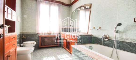 Villa de 5 dormitorios en Santa Maria di Sala, Italy No. 259300 18