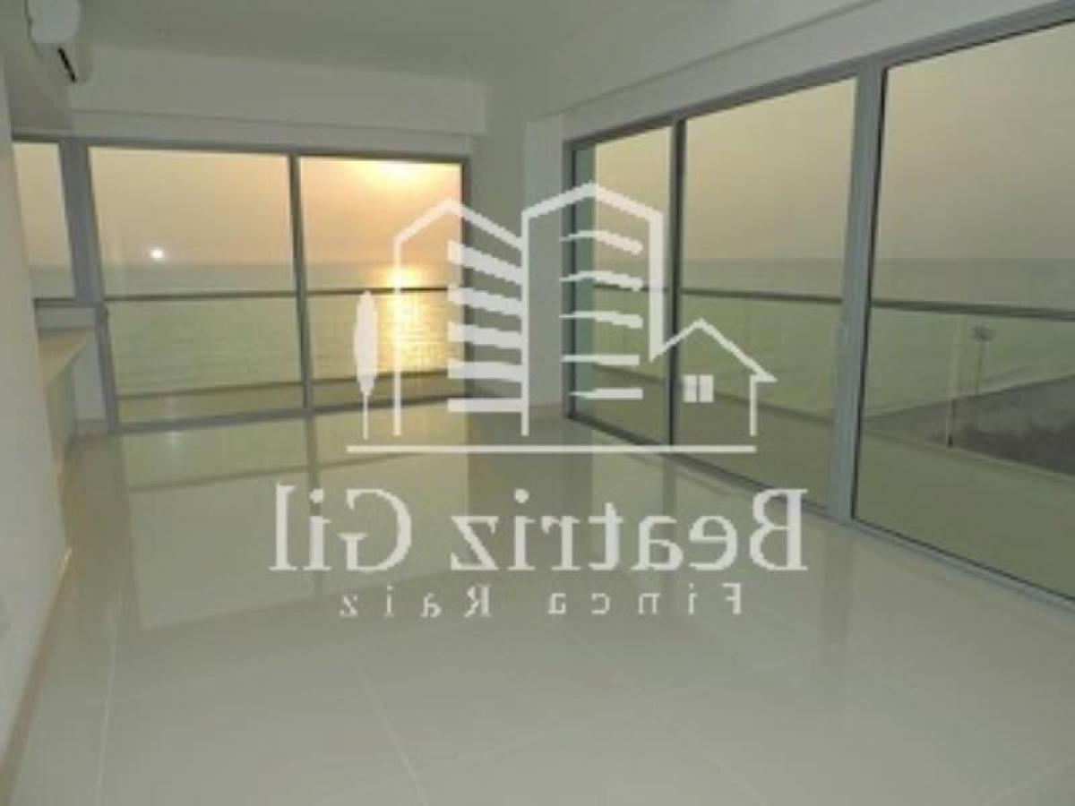 4 bedrooms Apartment in Guadalajara de Buga, Colombia No. 1510