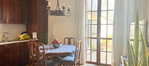 4 bedrooms House in Empoli, Italy No. 362505 18