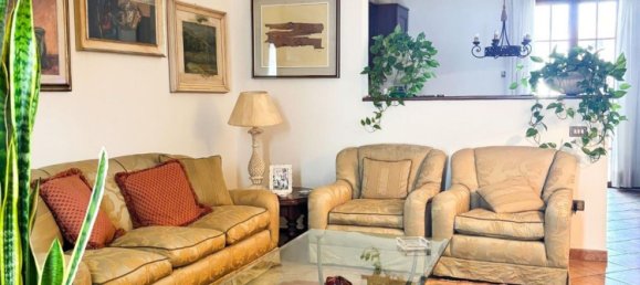 4 bedrooms House in Empoli, Italy No. 362505 17