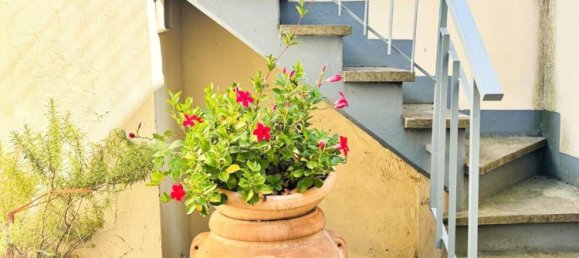 4 bedrooms House in Empoli, Italy No. 362505 37